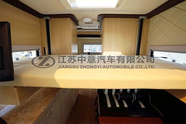 中意SZY5043XLJN5依维柯C型房车